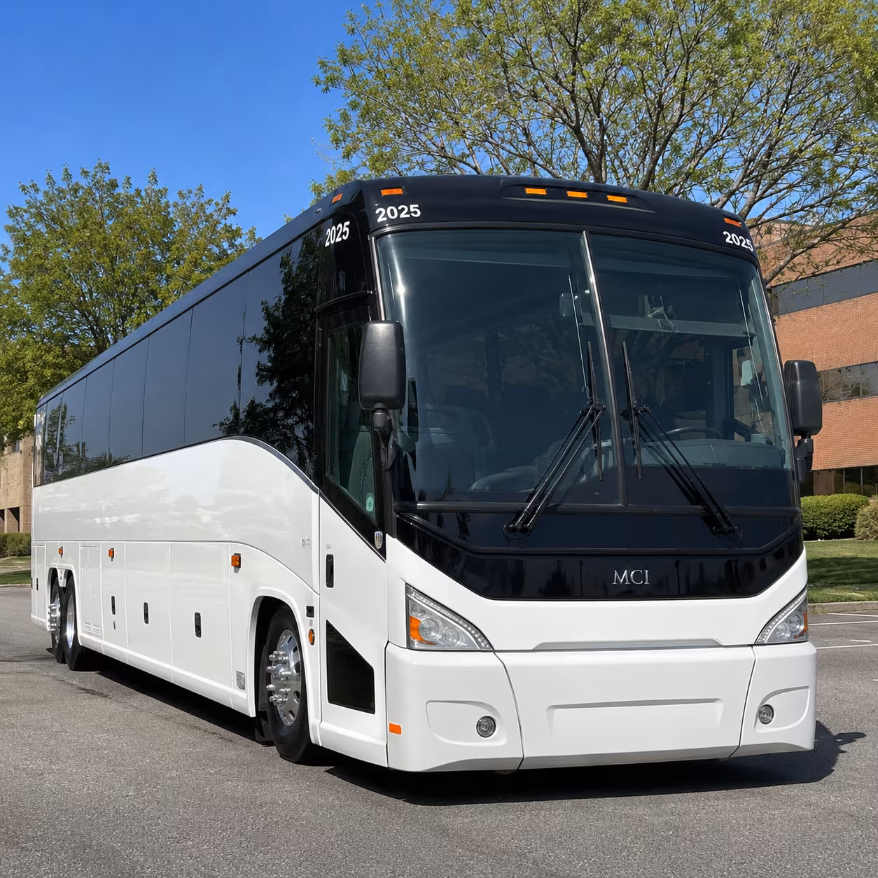 airport shuttle buses to sjc sfo and oak for palo alto corporate groups